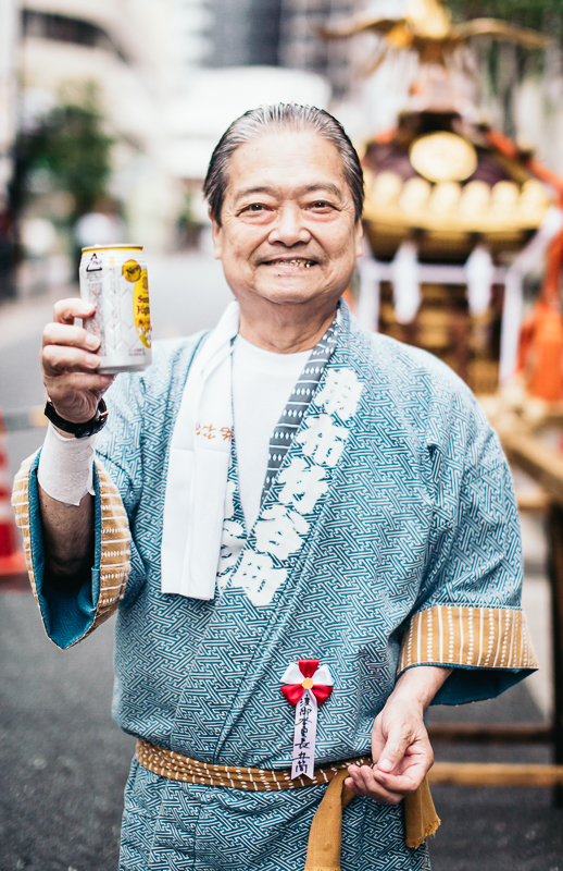 man drinking a highball in Tokyo