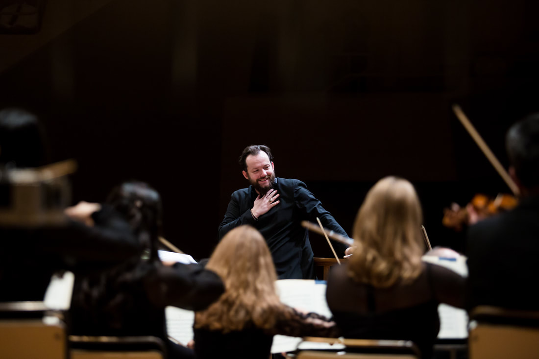 Andris Nelsons smiling