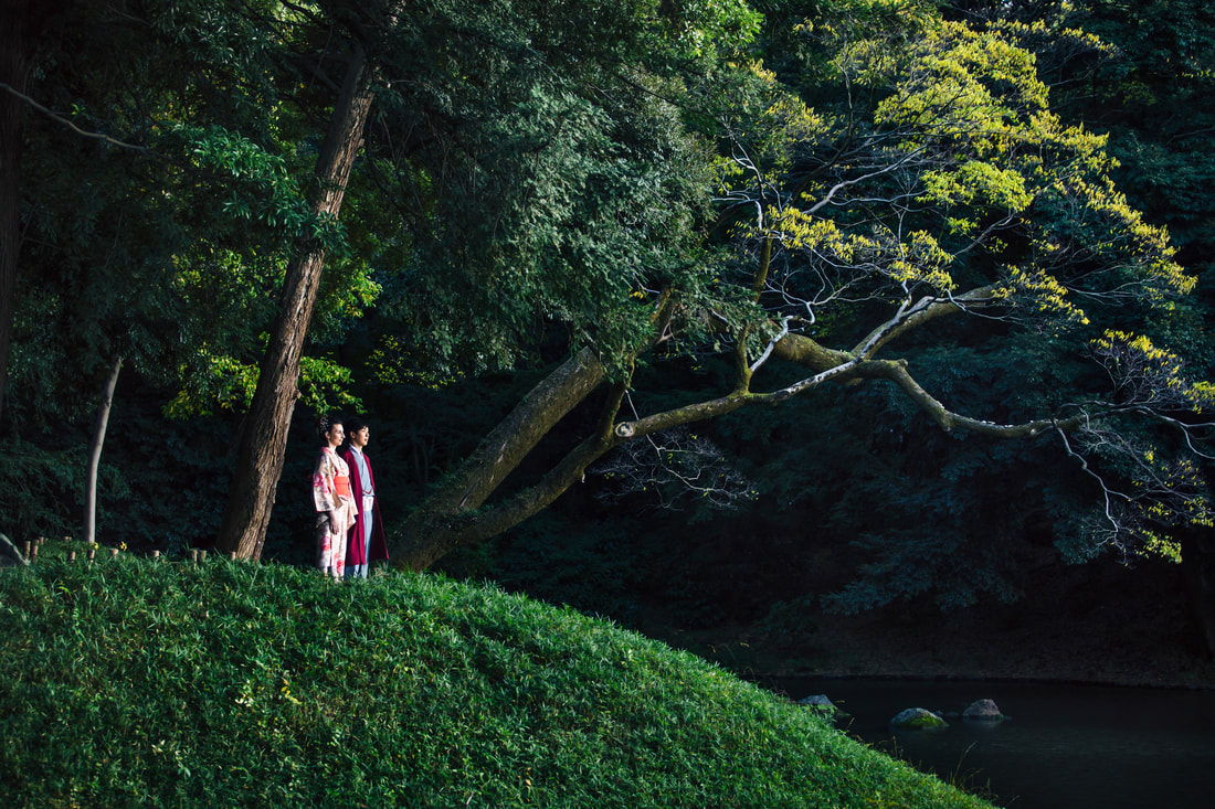 Couple in Koishikawa garden